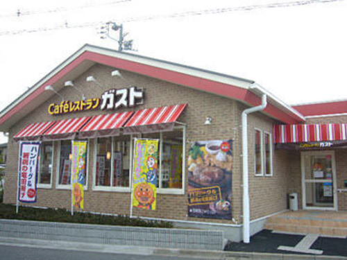 ガスト 福井坂井店まで1600m