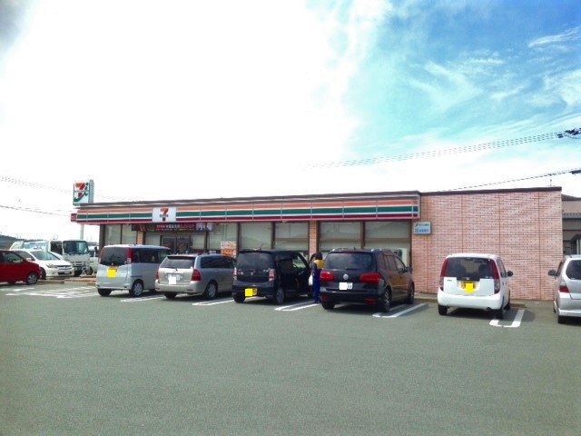 セブンイレブン玉名下店まで1400m