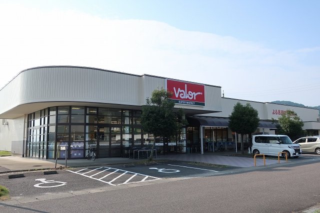 バローまで1600m