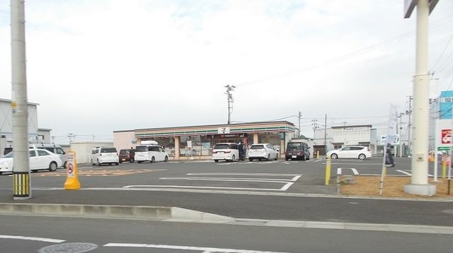 セブンイレブン仙台白鳥店まで850m