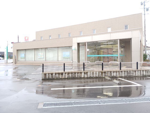 八十二長野銀行川中島支店まで850m