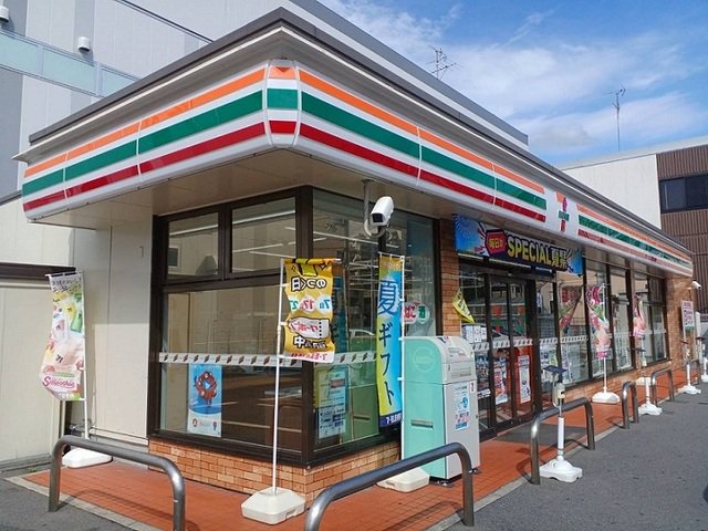 セブンイレブン様まで160m