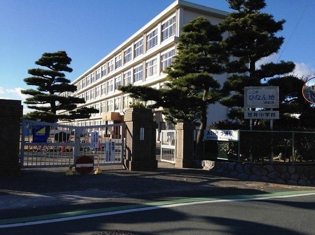 浜松市立笠井小学校まで850m