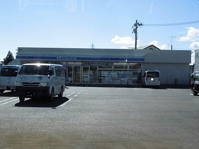 ローソン南陽市役所前店まで170m