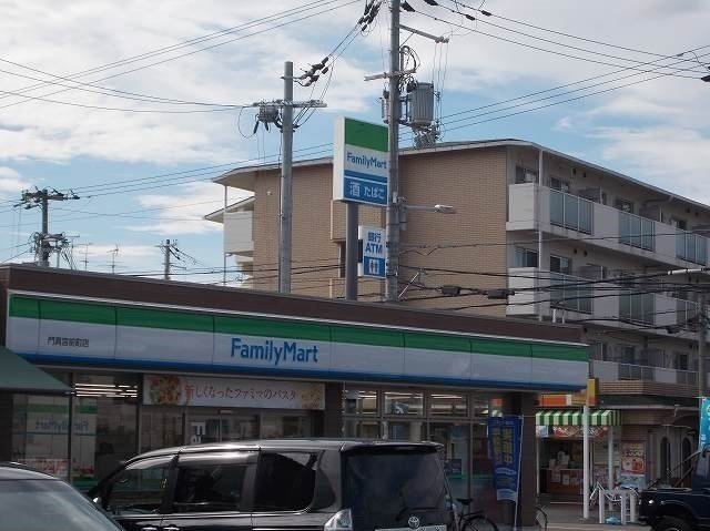 ファミリーマート様まで180m