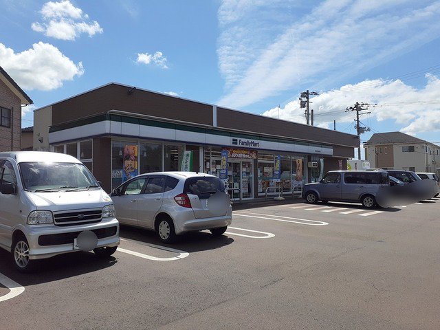 ファミリーマート新発田中曽根店まで800m