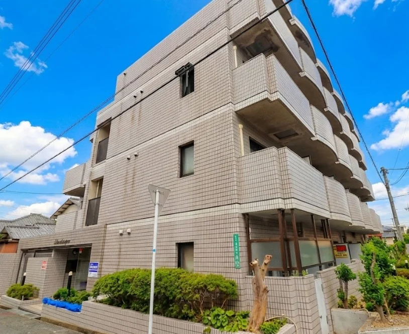 筑豊電気鉄道線「萩原」駅より徒歩14分！徒歩圏内に飲食店やコンビニなど便利なお店が複数ございます。