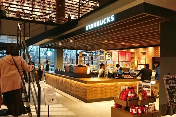 蔦屋書店江別店内 STARBUCKS COFFEE