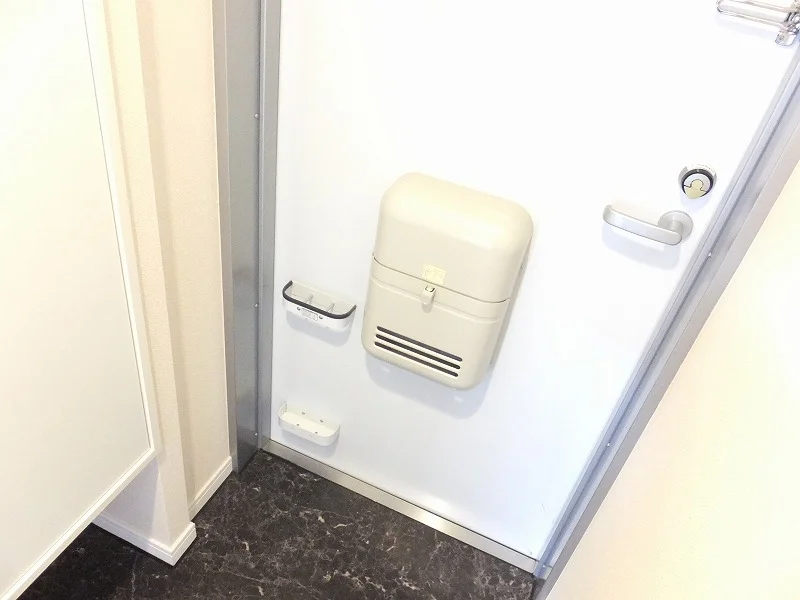 ありそうでなかった傘立てスペースをご用意致しました。