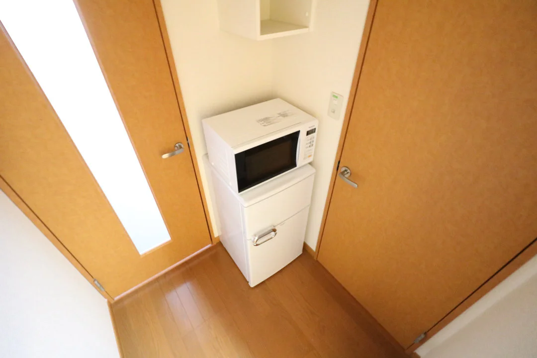 大型家具家電付きにより初めての一人暮らしの方も安心！