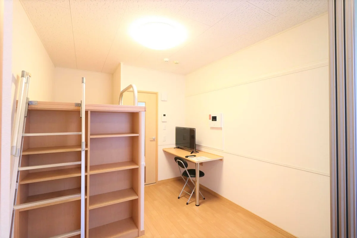 大型家具家電付きにより初めての一人暮らしの方も安心！