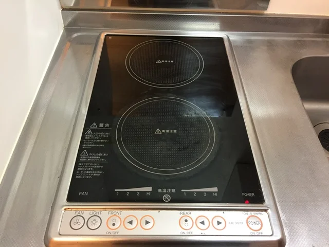 ２口電気コンロです。