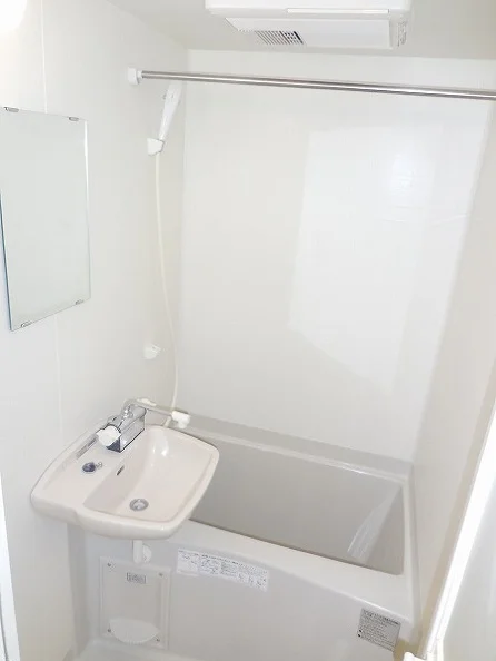 設備・仕様は号室により異なる為、現況を優先致します。