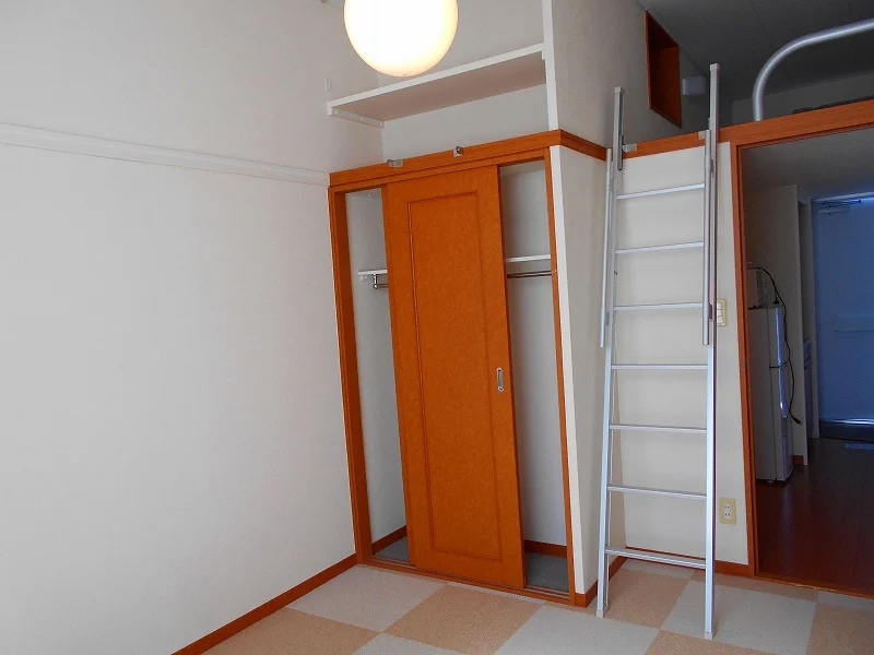 部屋によっては家具家電が付いておりません