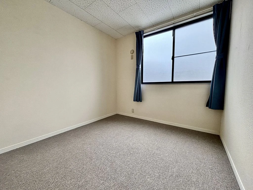 設備・仕様は号室により異なる為、現況を優先いたします。