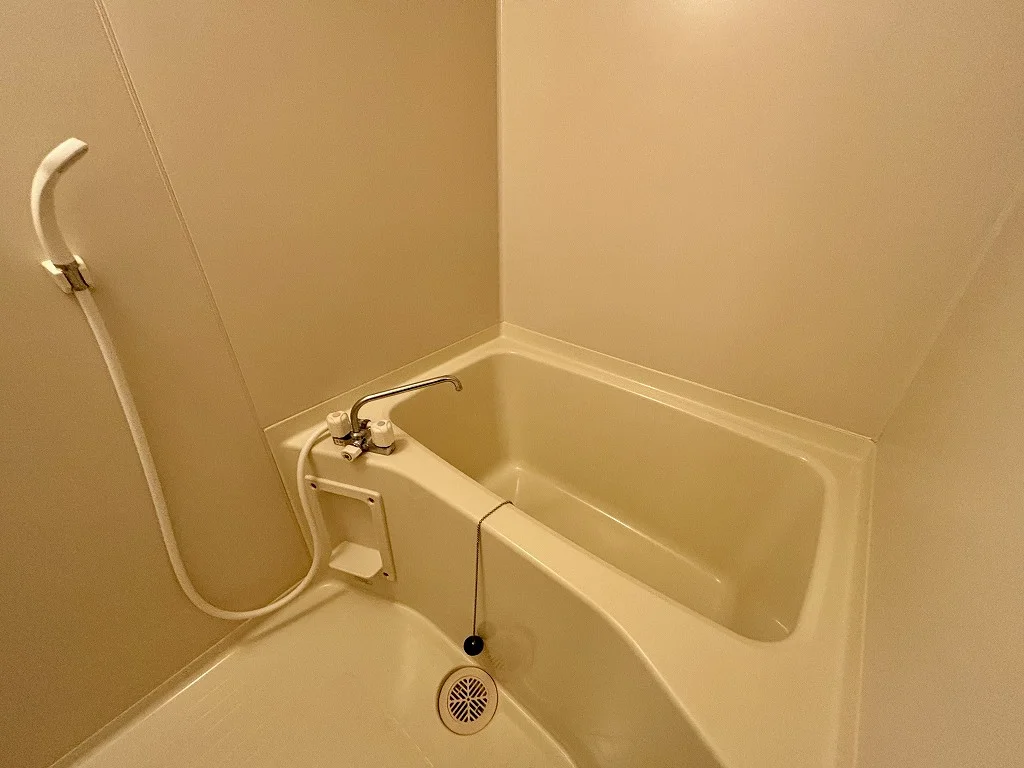 設備・仕様は号室により異なる為、現況を優先いたします。