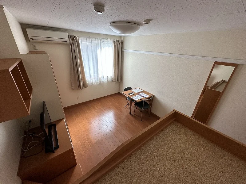 ２階床は絨毯となります