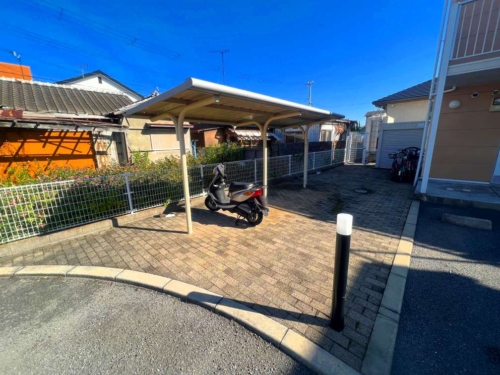 屋根付き駐輪場