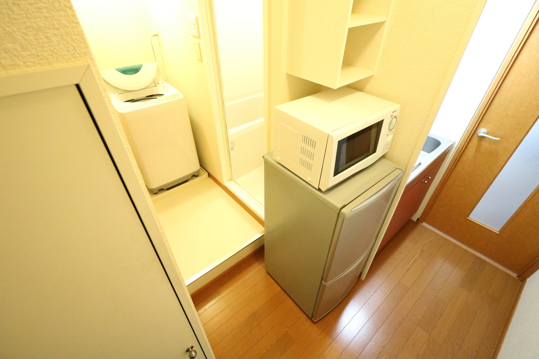 大型家具家電付きにより初めての一人暮らしの方も安心！
