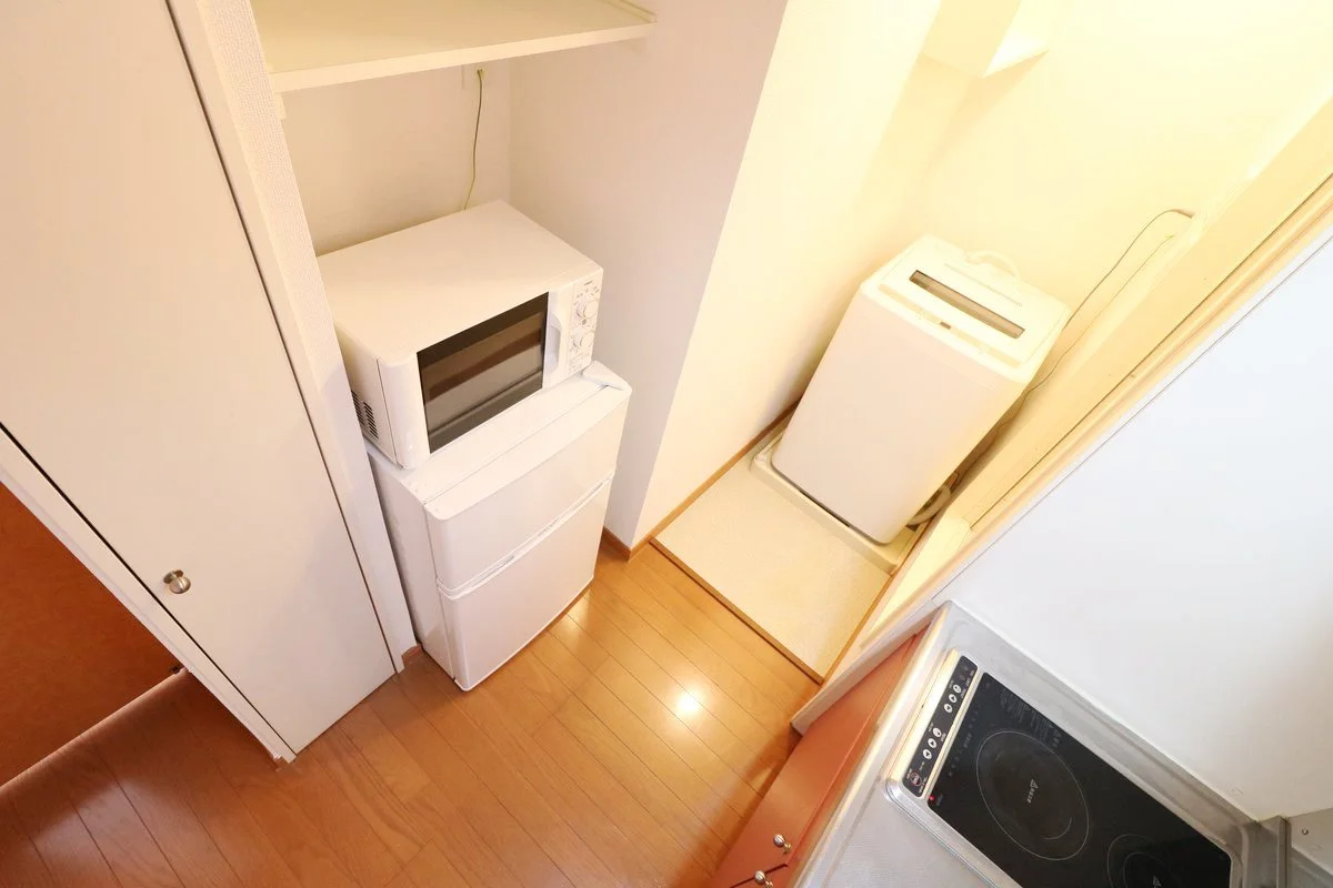 大型家具家電付きにより初めての一人暮らしの方も安心