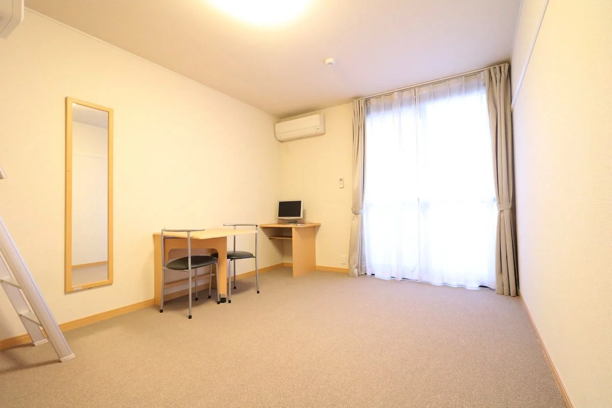 １Fはフローリング仕様・２Ｆは絨毯仕様になります。