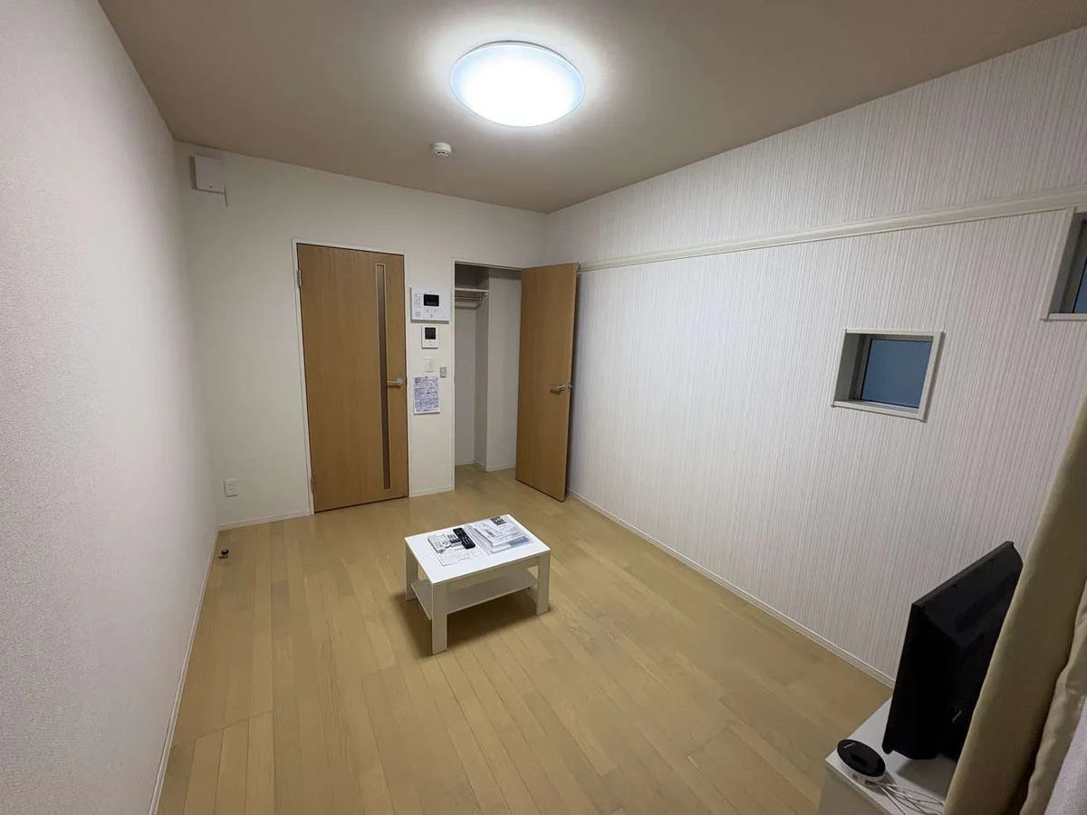 実際のお部屋と異なる場合がございます。