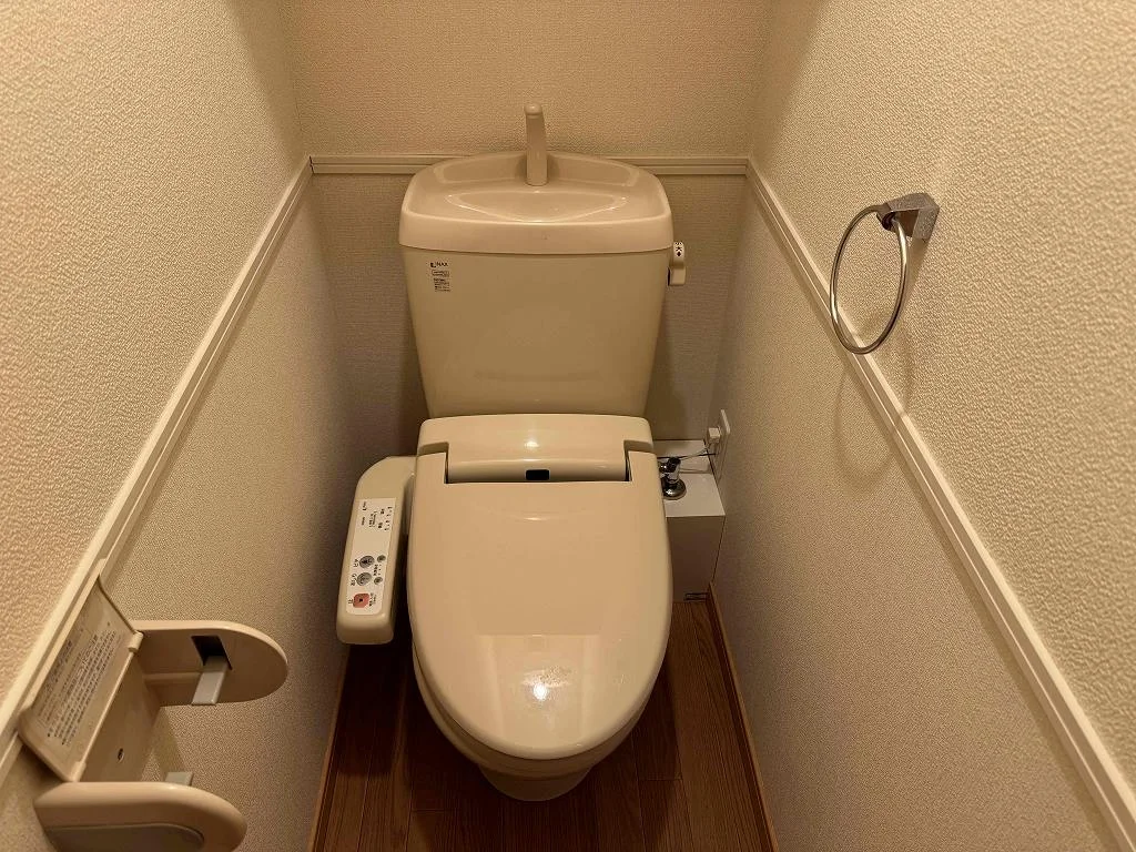 ※同タイプ部屋の写真となります