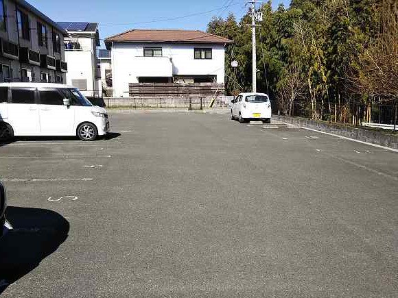 写真と現状が異なる場合は現状を優先します。