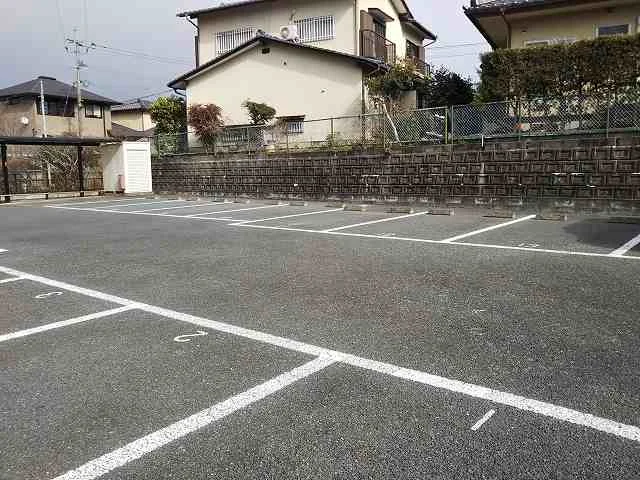 写真と現状が異なる場合は現状を優先します。