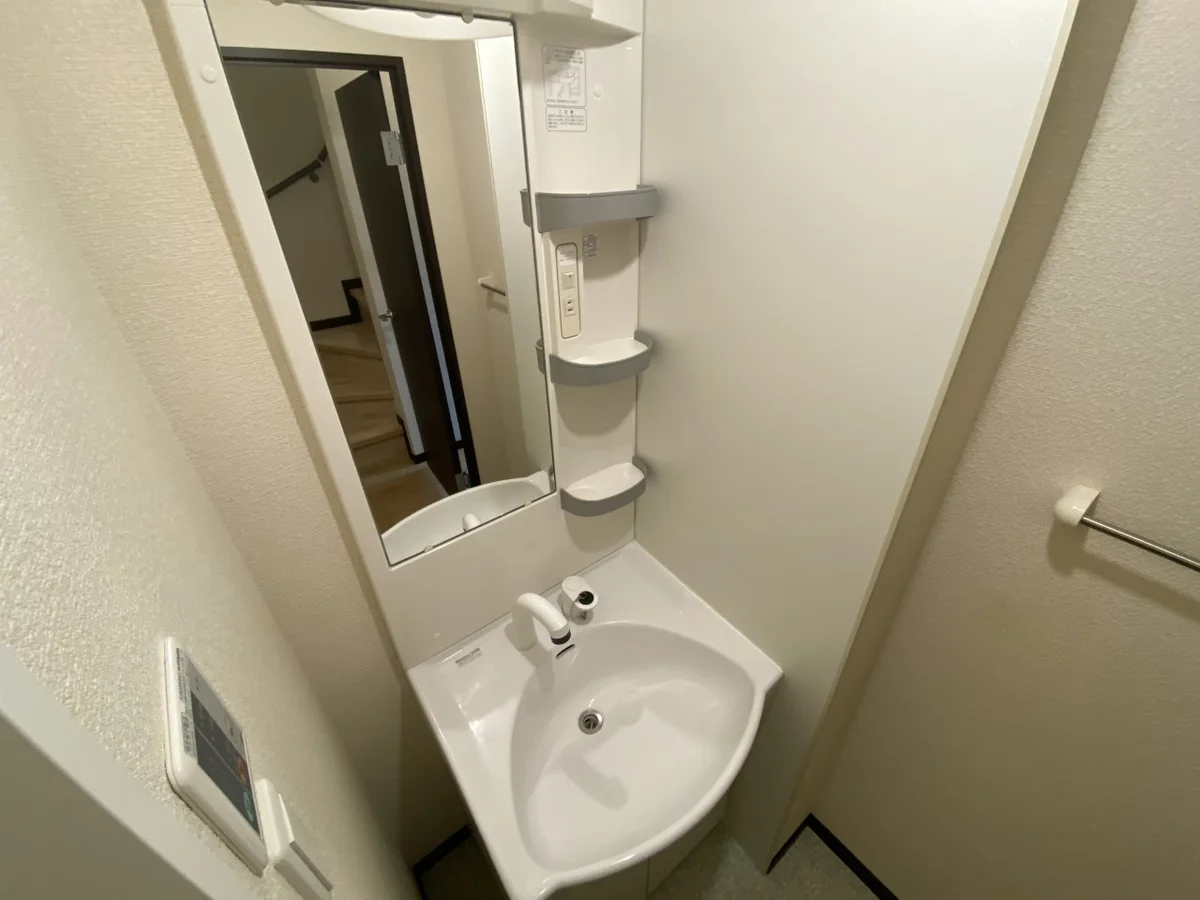 設備・仕様は号室により異なる為、現況を優先致します。