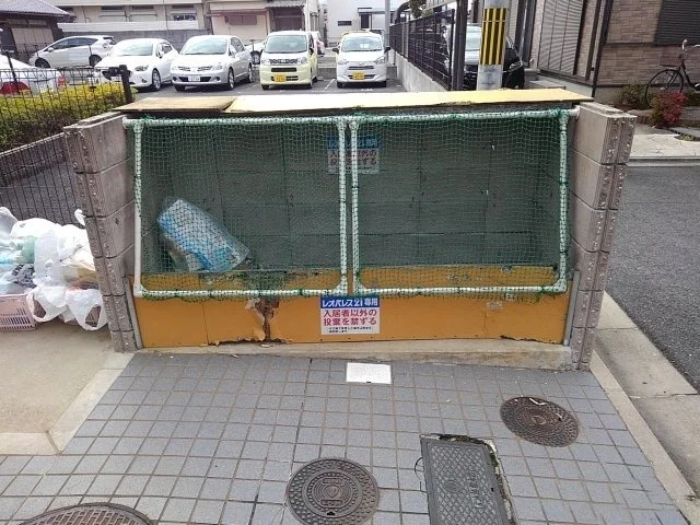 ゴミ置き場