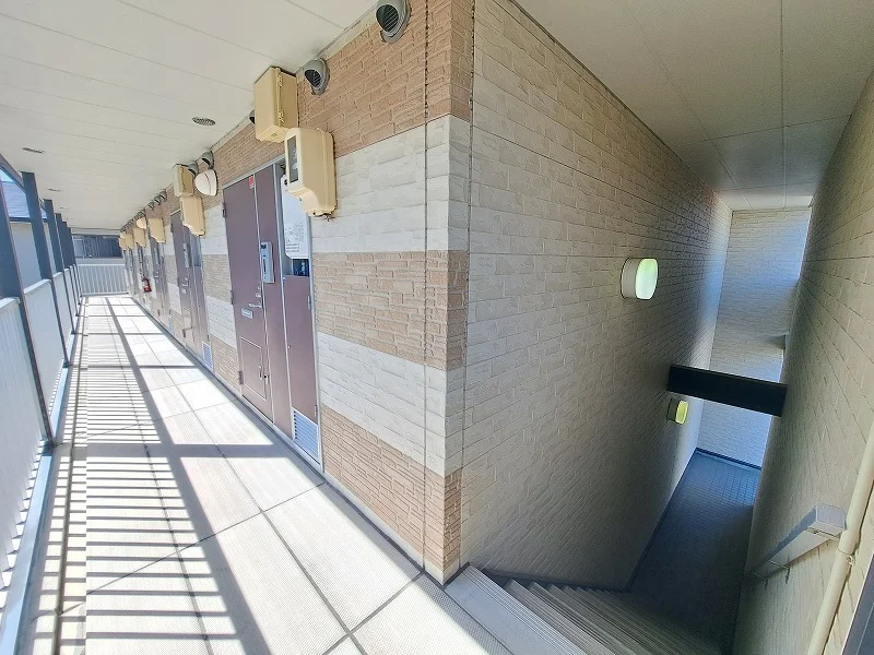 2F廊下　階段
