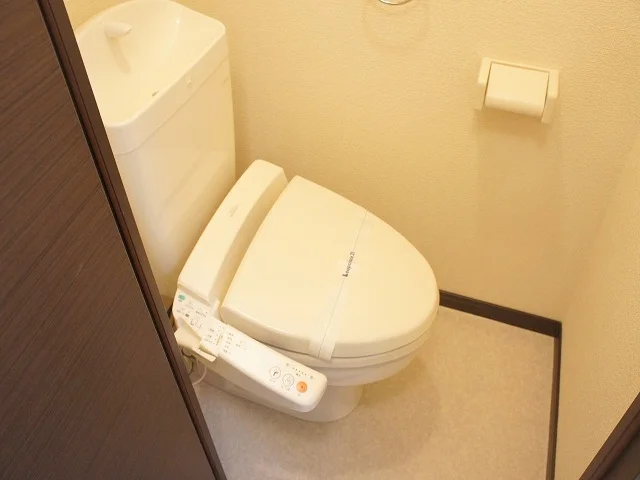ウォシュレット機能付！
