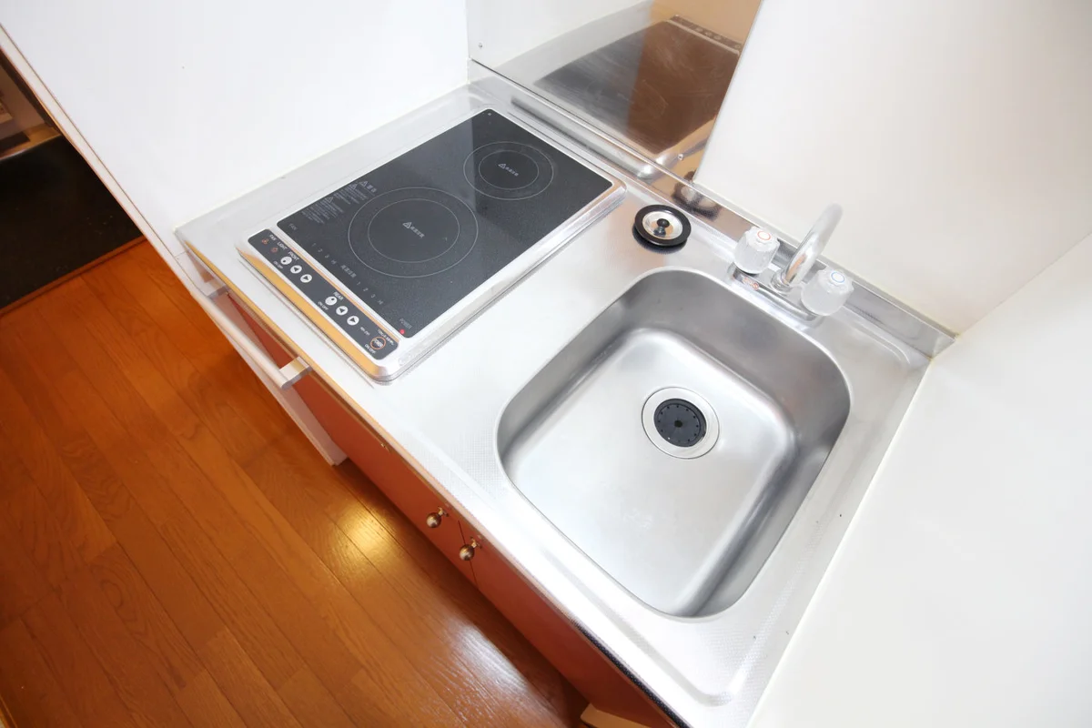 2口電気コンロ(部屋により配置が異なります。)