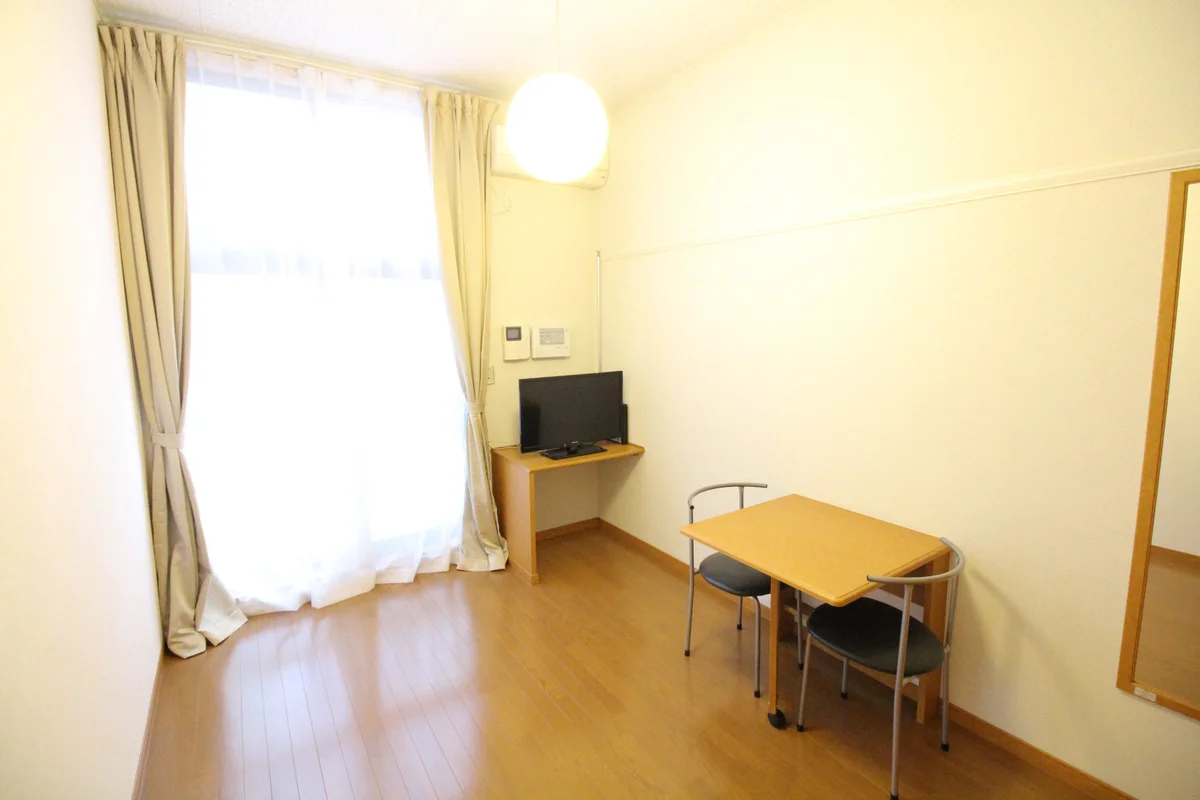 採光面は南向きのお部屋です☆