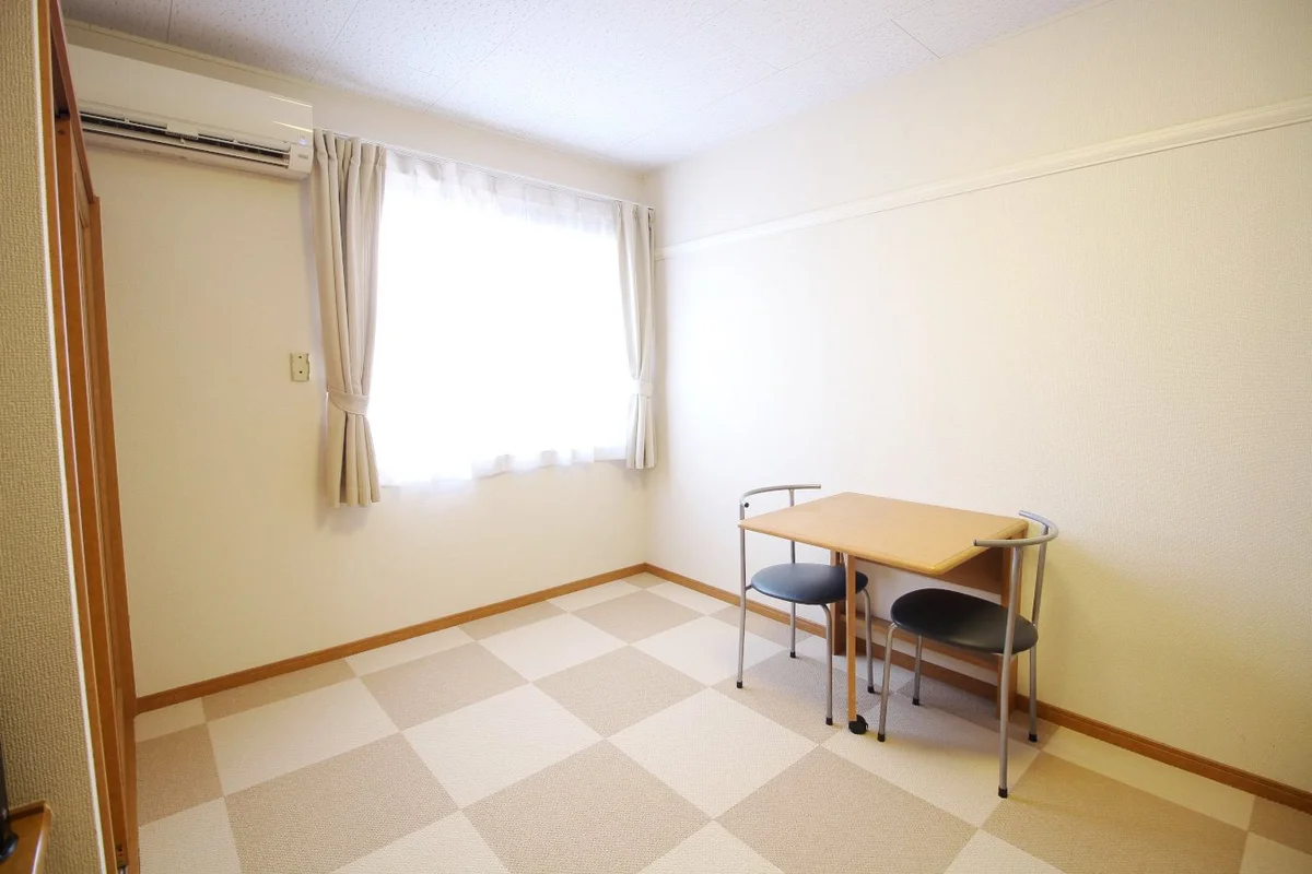 採光面は南南東で、日当たりは良いですよ♪