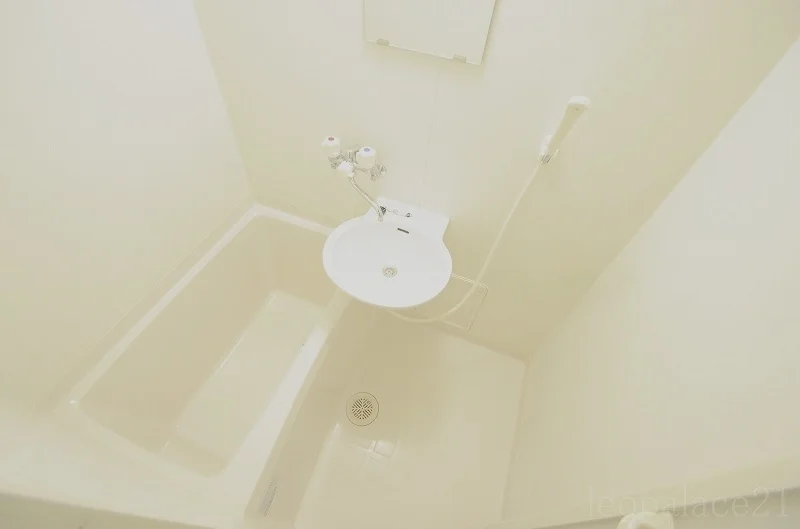 備品や設備仕様は号室等により異なります現地をご確認ください。