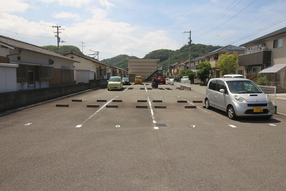 備品や設備仕様は号室等により異なります現地をご確認下さい。