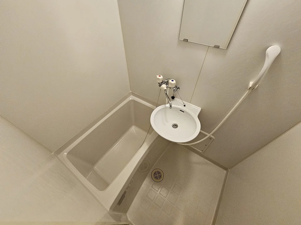 備品や設備仕様は号室等により異なります現地をご確認下さい。