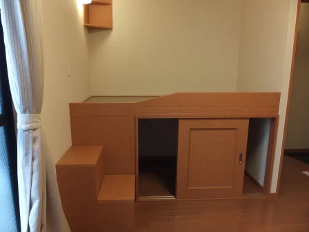 2Fはカーペットです