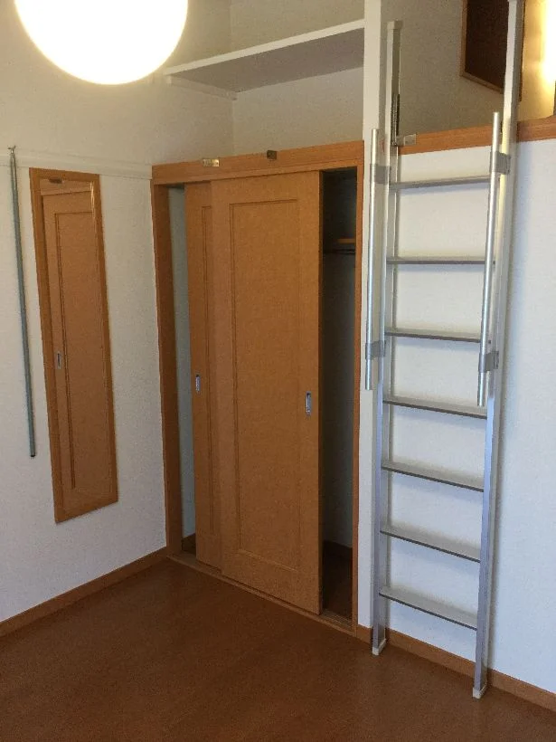 1F:フローリング　2F3F:じゅうたん