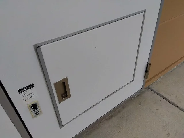 宅配ボックス