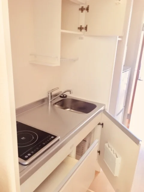 コンロの仕様が異なる場合があります