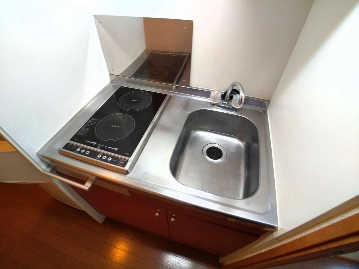 一人暮らしにピッタリの機能的なシンク