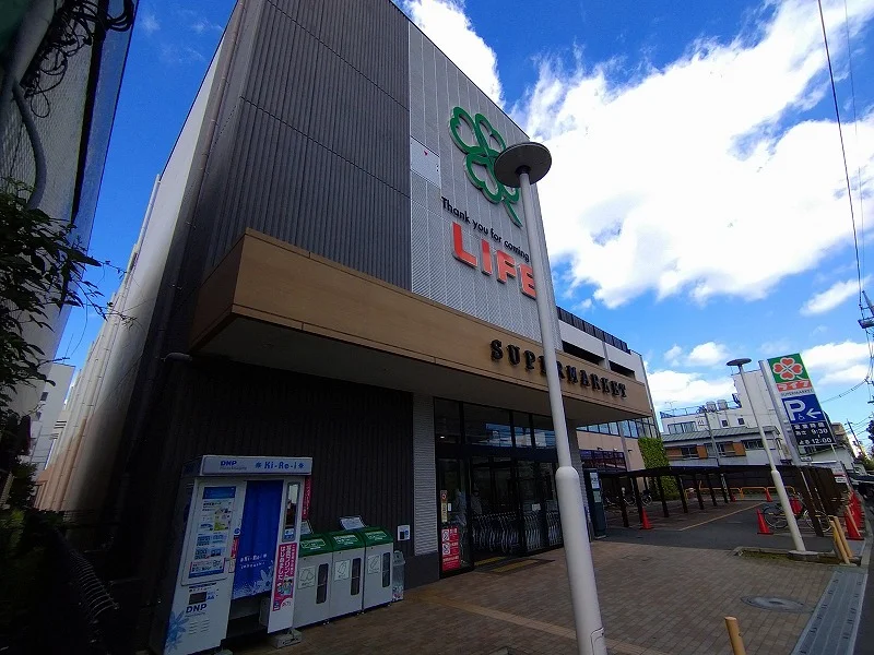 スーパーマーケット