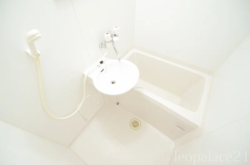 備品や設備仕様は号室等により異なります現地をご確認下さい。