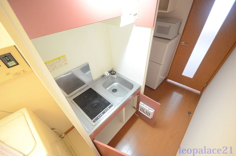 備品や設備仕様は号室等により異なります現地をご確認下さい。