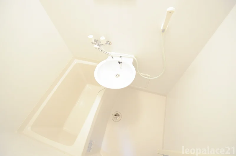 備品や設備仕様は号室等により異なります現地をご確認下さい。