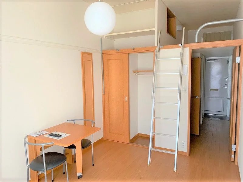 「同タイプの部屋の写真です」「現況優先」