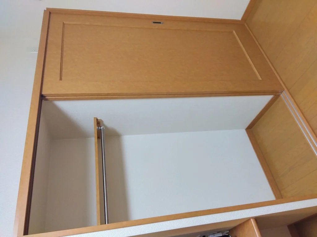 ハンガーポール付き